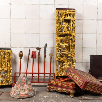 A varied collection of Chinese wood carvings, 19/20th C.