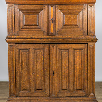 A simple oak four-door cupboard, 17th C.