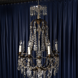 A crystal chandelier, 19th C.