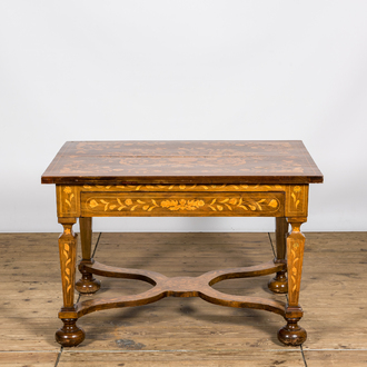 A Dutch veneered wooden table with floral marquetry, 19th C.