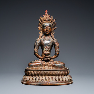 A large Chinese lacquered and gilded bronze Buddha Amitayus, 18/19th C.