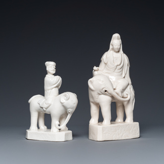 Deux sculptures de Guanyin et d'un marchand sogdien sur éléphants en porcelaine blanche de Chine de Dehua, Kangxi