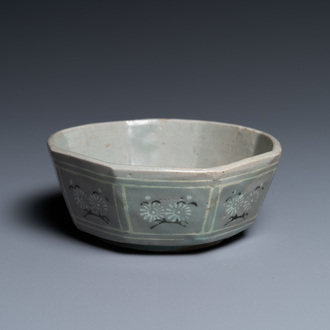 A Korean inlaid celadon-glazed octagonal brush washer, probably Goryeo, 14/15th C.