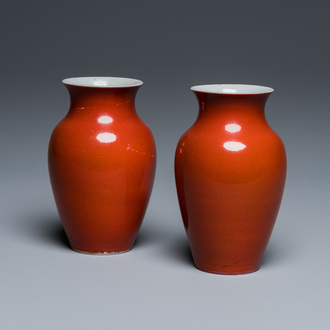A pair of Chinese coral red-glazed vases, 18/19th C.