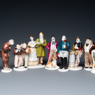 Neuf personnages en porcelaine russe d'après 'Les âmes mortes' et 'L'inspecteur du gouvernement' de Gogol, Lomonosov, 20ème