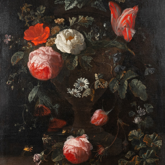 Van Verendael, Nicolaes (1640-1691, attr. to): Floral still life in urn with butterfly, oil on canvas