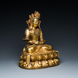 A large Chinese gilded bronze Buddha Amitayus, 19/20th C.