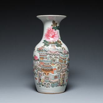 A Chinese qianjiang cai 'antiquities' vase, signed Dai Huanzhao 戴煥昭, dated 1908