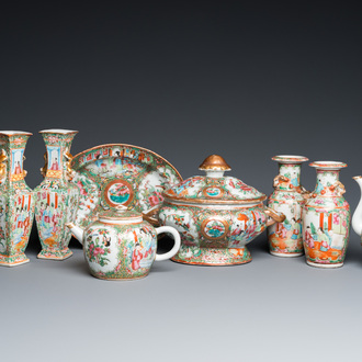 Collection variée en porcelaine de Chine famille rose de Canton, 19ème