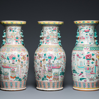 Three Chinese famille rose 'antiquities' vases, 19th C.