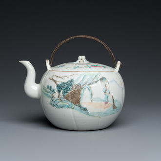 Théière couverte en porcelaine de Chine famille rose, marque de Luo Yong Fa Hao 羅永發號, 19ème