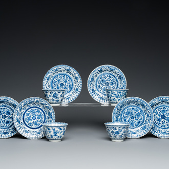 Zes Chinese blauw-witte koppen en schotels, Yu 玉 merk, Kangxi