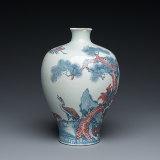 A Chinese blue, white and copper-red 'meiping' vase with cranes, Yongzheng mark, 19/20th C.