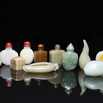 Nine Chinese jade snuff bottles, two brush washers and a seal, Qing and Republic