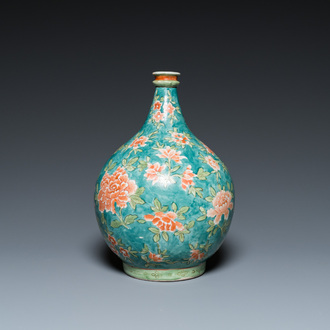 A Dutch-decorated Japanese Arita apothecary flask monogrammed PDR, Edo, 17th C.