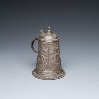 A pewter 'Three continents' mug and cover, monogram CE for Caspar Enderlein (1560–1633), Nuremberg, 16/17th C.