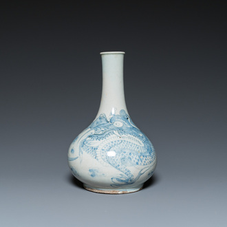 A Korean blue and white 'dragon' bottle vase, Joseon, 18/19th C.