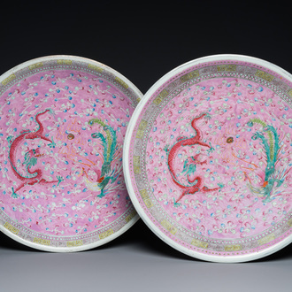 A pair of large Chinese pink-ground famille rose 'dragon and phoenix' dishes, 19th C.