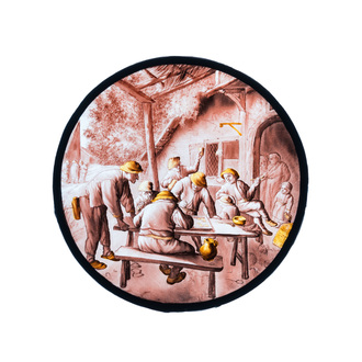 Een beschilderd glazen medaillon met 'De trictracspelers' naar Adriaen van Ostade, Zuidelijke Nederlanden, 17/18e eeuw