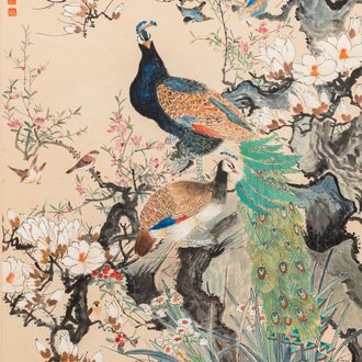 Yan Bolong 顏伯龍 (1898-1955): 'Pauwen en andere vogels bij bloesemtakken', inkt en kleur op papier