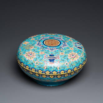 A Chinese Canton enamel spice box and cover with interior compartment, Qianlong