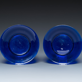 A pair of Chinese blue Beijing glass plates, 18/19th C.