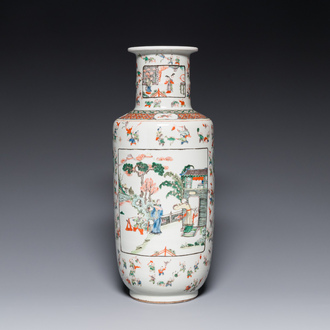 A Chinese famille verte 'playing boys' rouleau vase, 19th C.