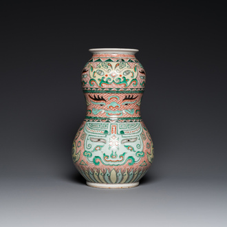 A Chinese famille verte vase with taotie masks, Xuande mark, 19th C.