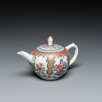 A fine Chinese famille rose teapot and cover, Yongzheng