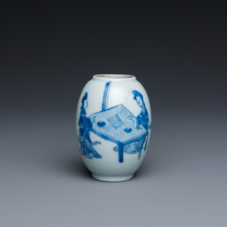 A Chinese blue and white tea caddy, Kangxi