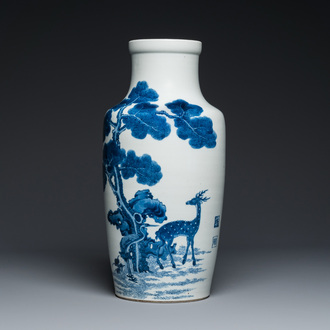 A Chinese blue and white 'deer and crane' vase, Tao Cheng Tang 陶成堂 mark, 18/19th C.