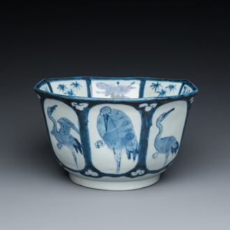 A Japanese octagonal blue and white 'cranes' bowl, 18th C.