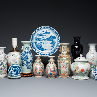 An extensive collection of varied Chinese porcelain wares, 19/20th C.