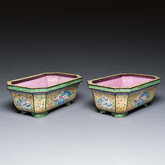 A pair of Chinese yellow-ground Canton enamel jardinières, Jiaqing