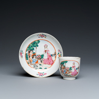Tasse et soucoupe en porcelaine de Chine famille rose à sujet européen, Qianlong
