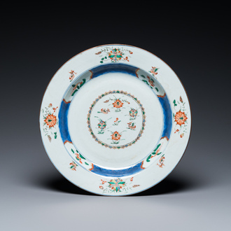 A Chinese famille verte 'mandarin ducks in a lotus pond' dish, Kangxi