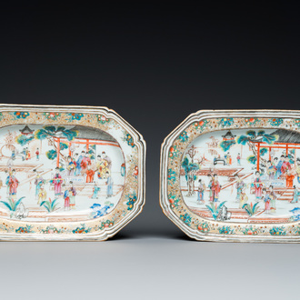A pair of Chinese octagonal famille rose 'mandarin subject' dishes, Qianlong