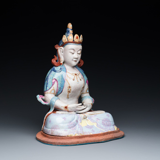 A Chinese famille rose sculpture of Buddha Amitayus on stand, 19/20th C.