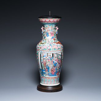 Vase en porcelaine de Chine famille rose aux anses en forme de phénix, 19ème