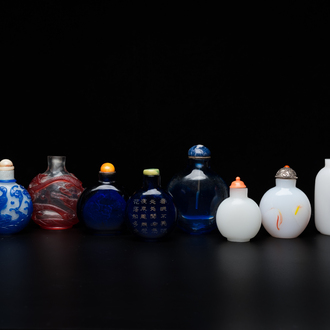 Eight Chinese glass snuff bottles, 19/20th C.