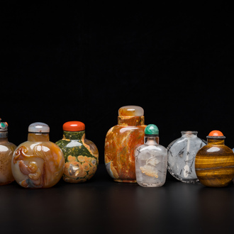 Eight Chinese agate, hardstone and quartz snuff bottles, 19/20th C.