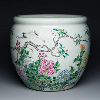 A fine Chinese famille rose 'cranes' fish bowl, 19th C.