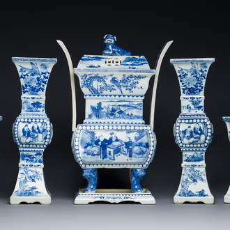 A large Chinese blue and white five-piece altar garniture, 19th C.