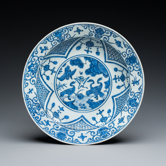 A Chinese blue and white 'cranes' dish, Fu Gui Jia Qi 富貴佳器 mark, Jiajing/Wanli