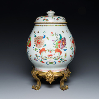 A Chinese famille rose 'Pompadour' pot-pourri jar and cover on a gilt bronze mount, Qianlong, ca. 1745