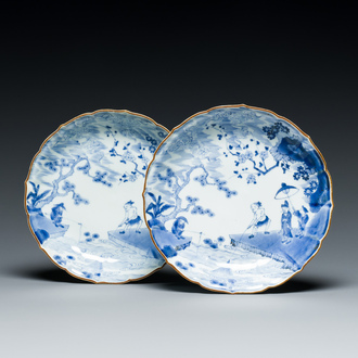 A pair of Japanese blue and white Kakiemon-style plates, Fuku mark, Edo, 17/18th C.