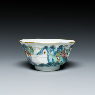 A Chinese octagonal famille rose bowl with a view on Jiangxi, Tongzhi mark and of the period