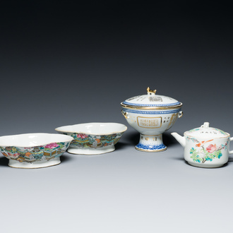 Quatre pièces en porcelaine de Chine qianjiang cai, signatures de Xu Pinheng 许品衡 et de Dai Huanzhao 戴煥昭, 19/20ème
