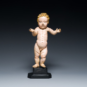 Enfant Jésus en bois sculpté et polychromé au bras amovible, Europe du Sud, 17/18ème