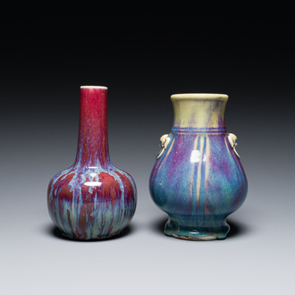 Deux vases en porcelaine de Chine à émail flambé, 19ème